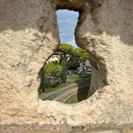オスティア・アンティカLa Casa Di Elia E Italoアパートメント エクステリア 写真