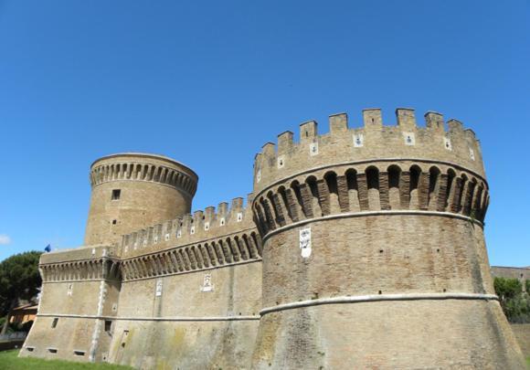 オスティア・アンティカLa Casa Di Elia E Italoアパートメント エクステリア 写真