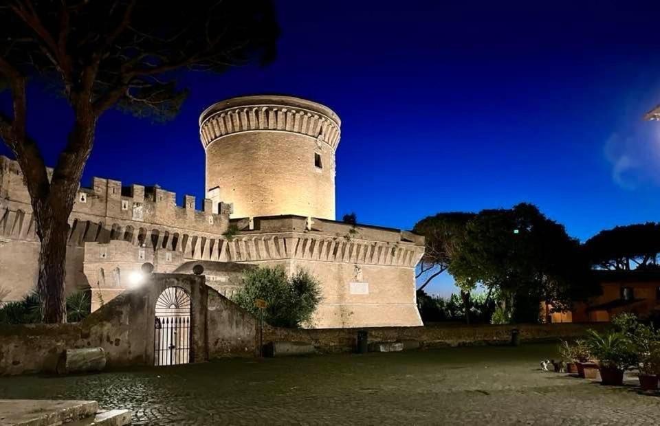 オスティア・アンティカLa Casa Di Elia E Italoアパートメント エクステリア 写真